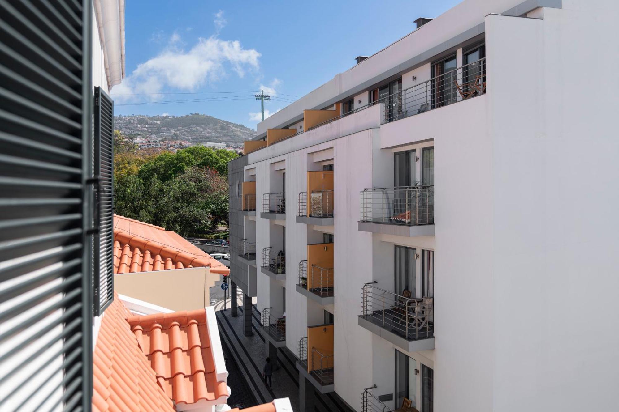 Apartamento Do Carmo By An Island Apart Funchal  Esterno foto