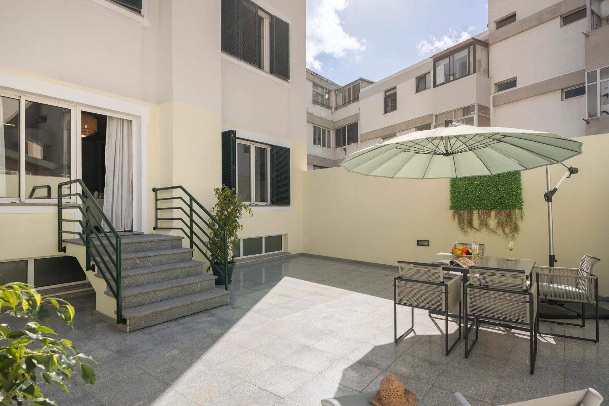 Apartamento Do Carmo By An Island Apart Funchal  Esterno foto