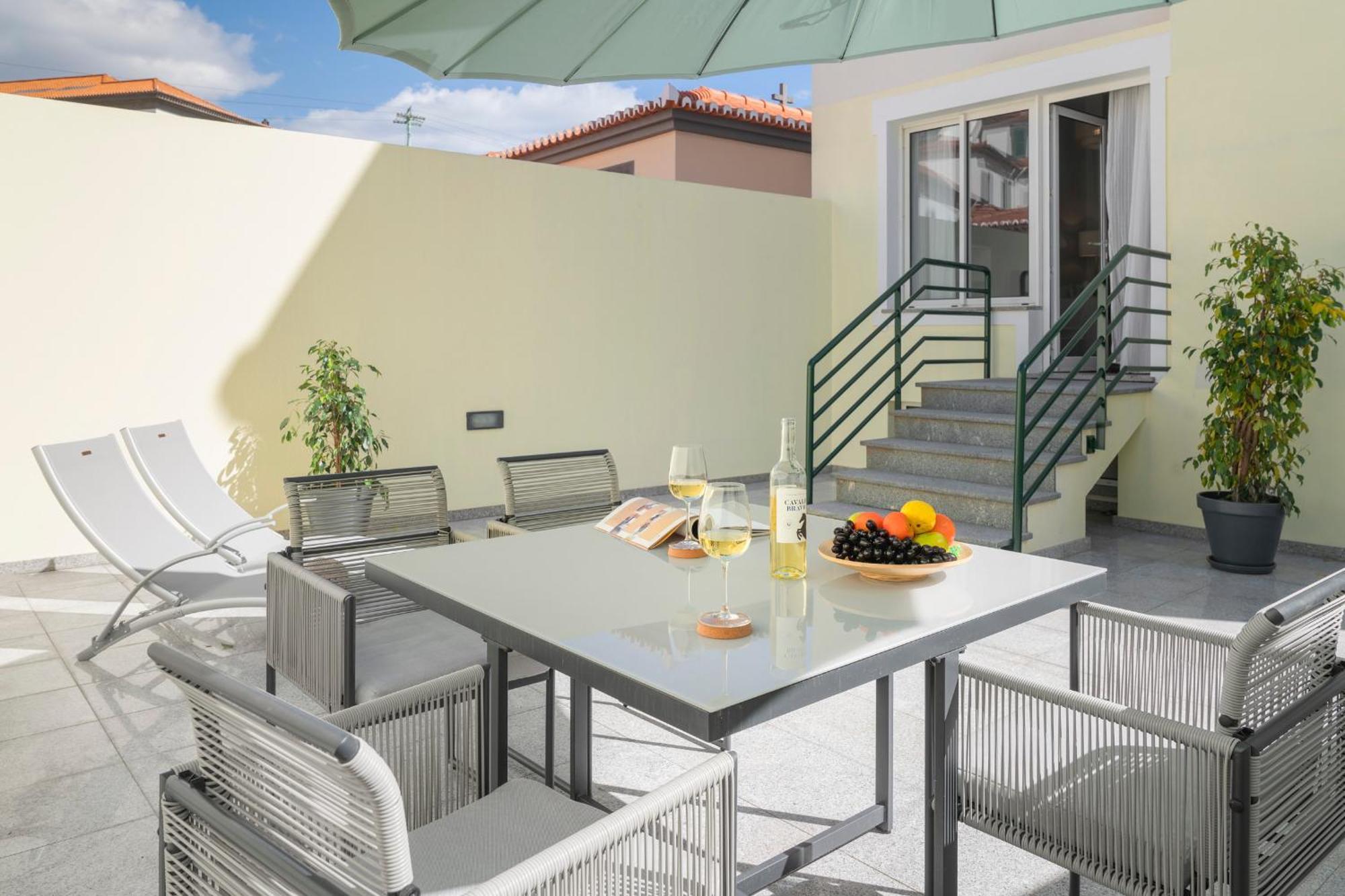 Apartamento Do Carmo By An Island Apart Funchal  Esterno foto
