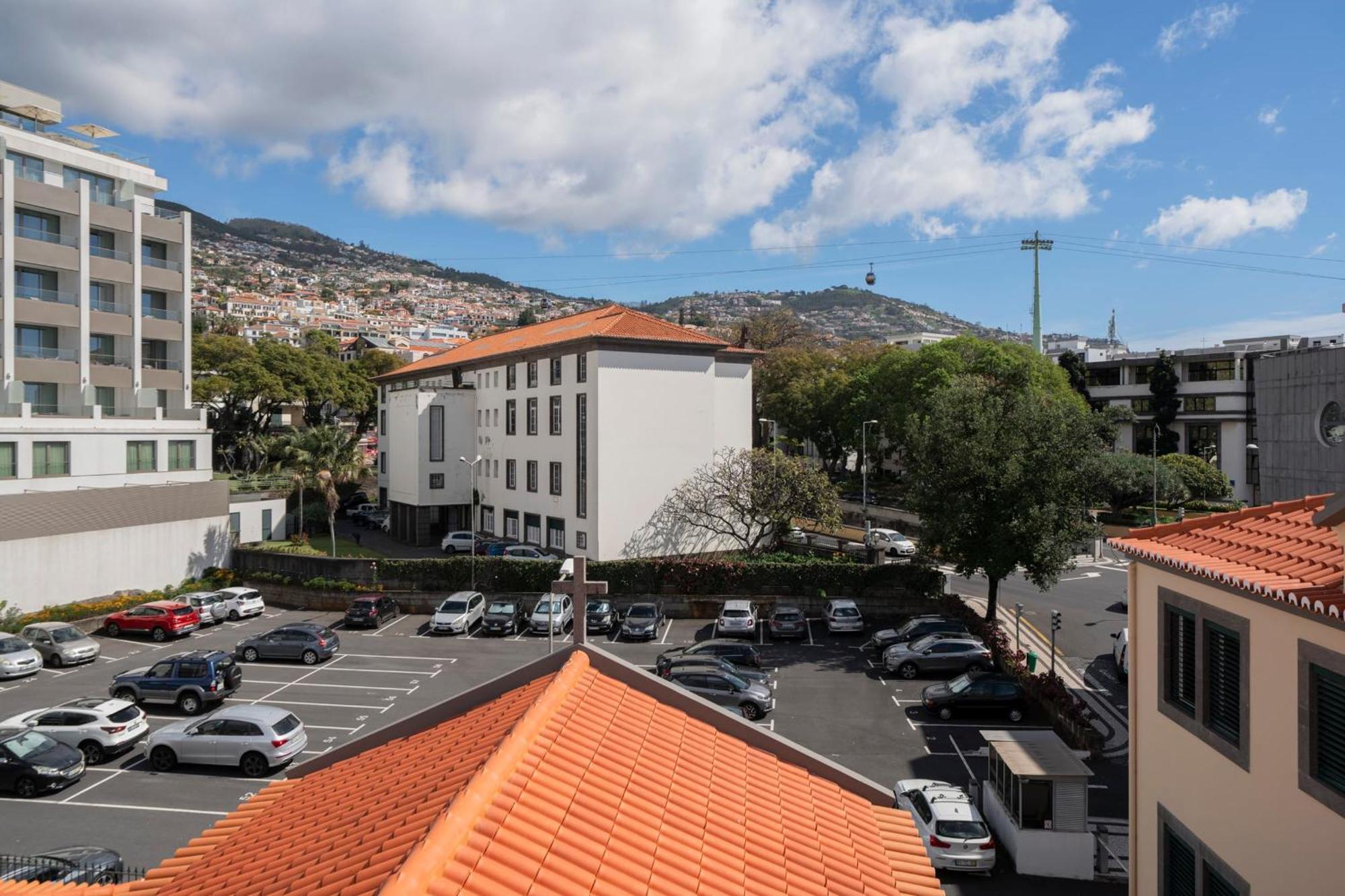 Apartamento Do Carmo By An Island Apart Funchal  Esterno foto